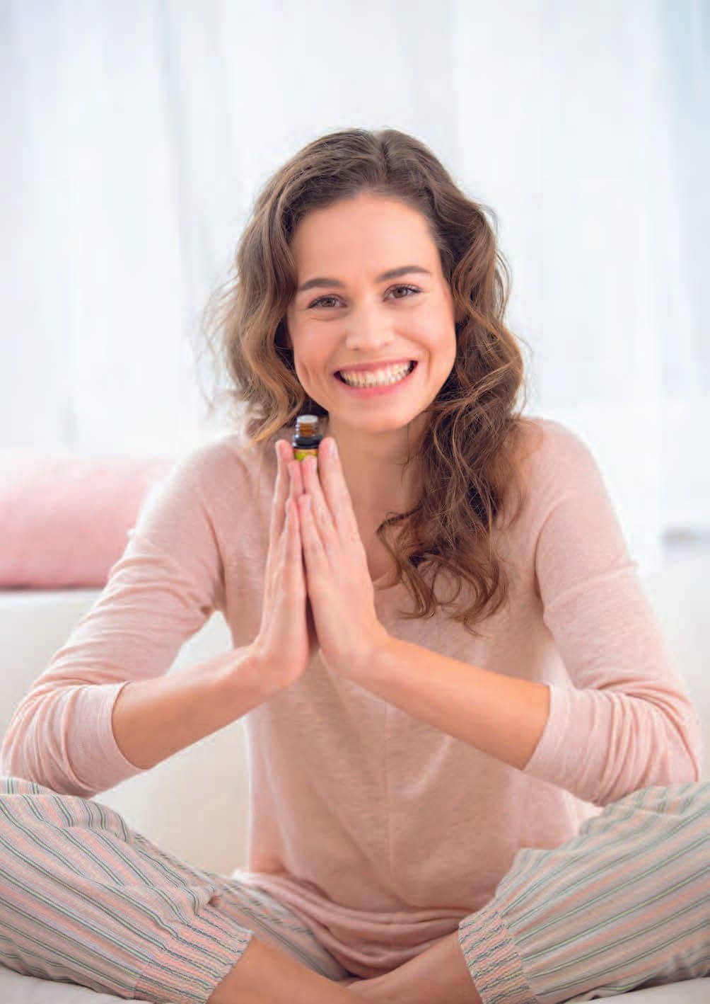 Mindfulness and Aromatherapy: How to Use Essential Oils During Meditation in the Bath